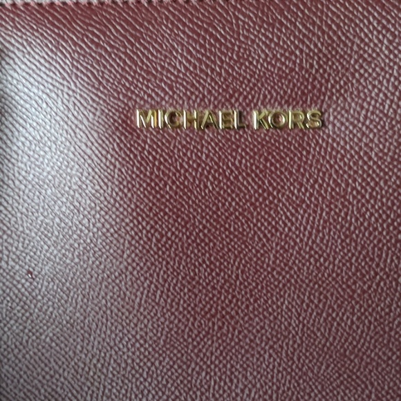 Michael Kors Leather Tote/Purse - Picture 2 of 8